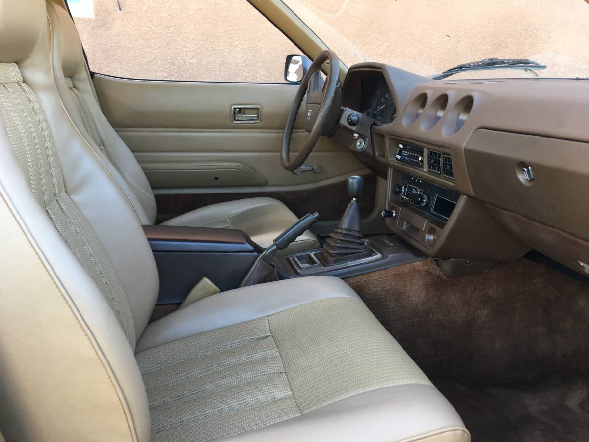 Datsun-280zx-1979-brown-10