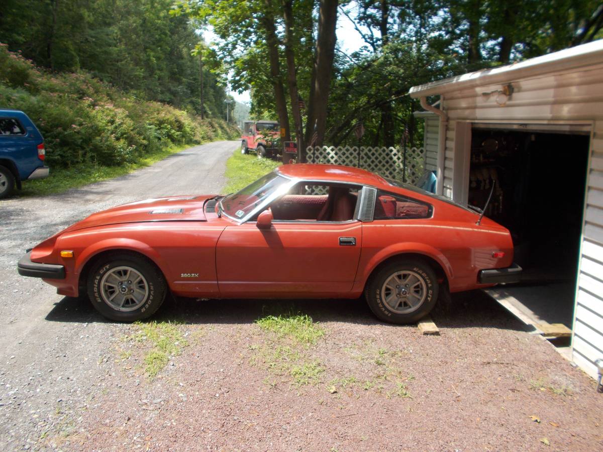 Datsun-280zx-1979-orange