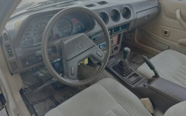 Datsun-280zx-1982-brown-14
