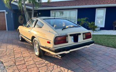 Datsun-280zx-1982-brown-16