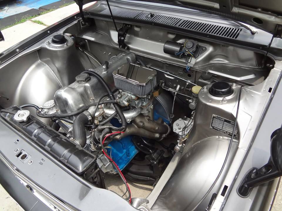 Datsun-510-1969-grey-1