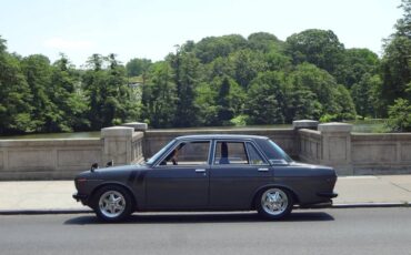 Datsun-510-1969-grey