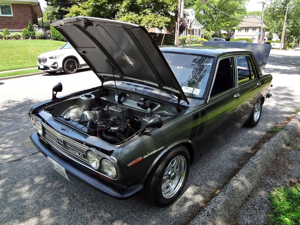 Datsun-510-1969-grey-3