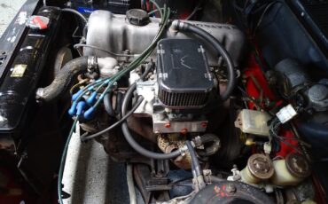 Datsun-510-1973-Coupe-16