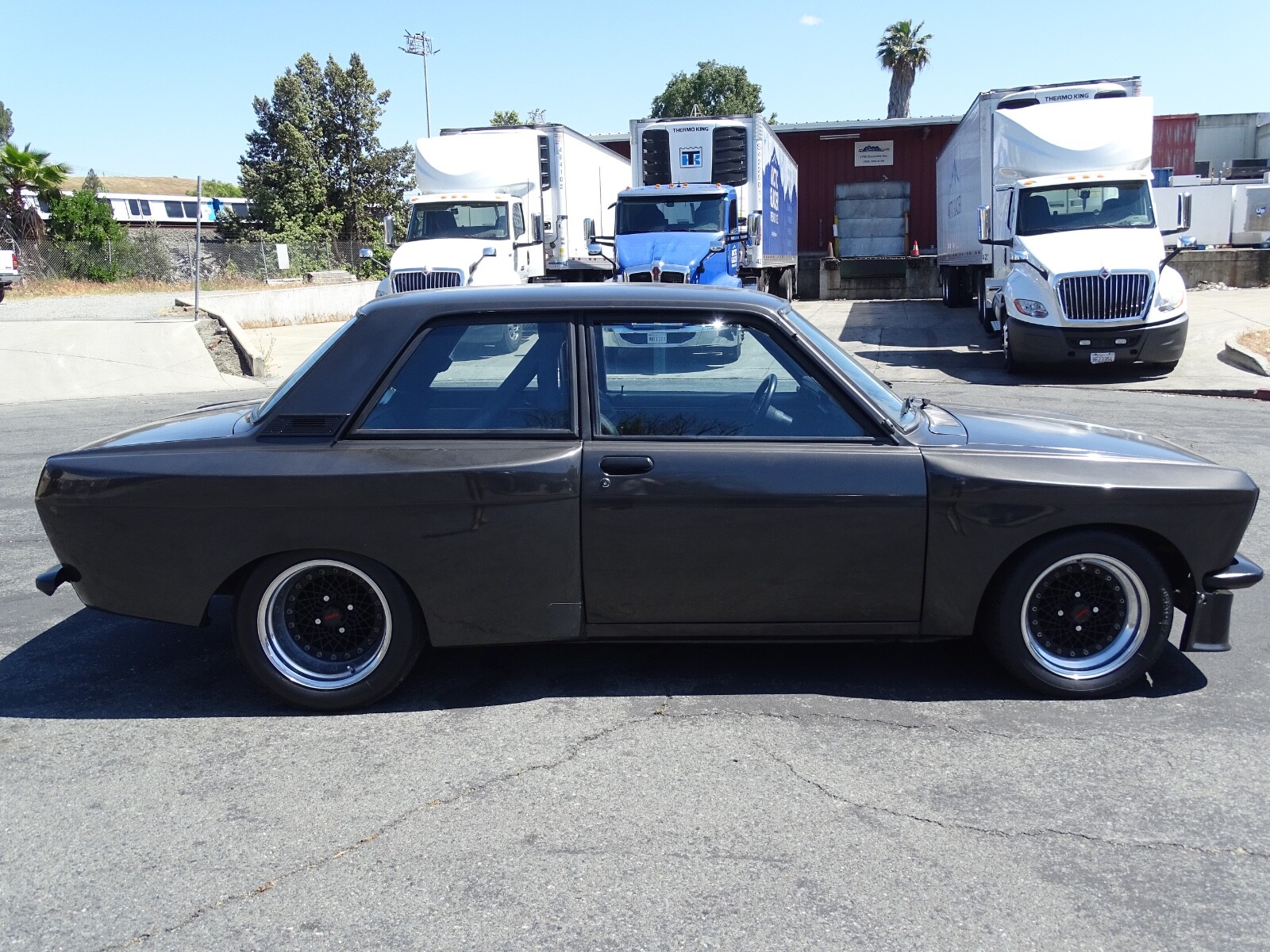 Datsun-510-1973-Coupe-2