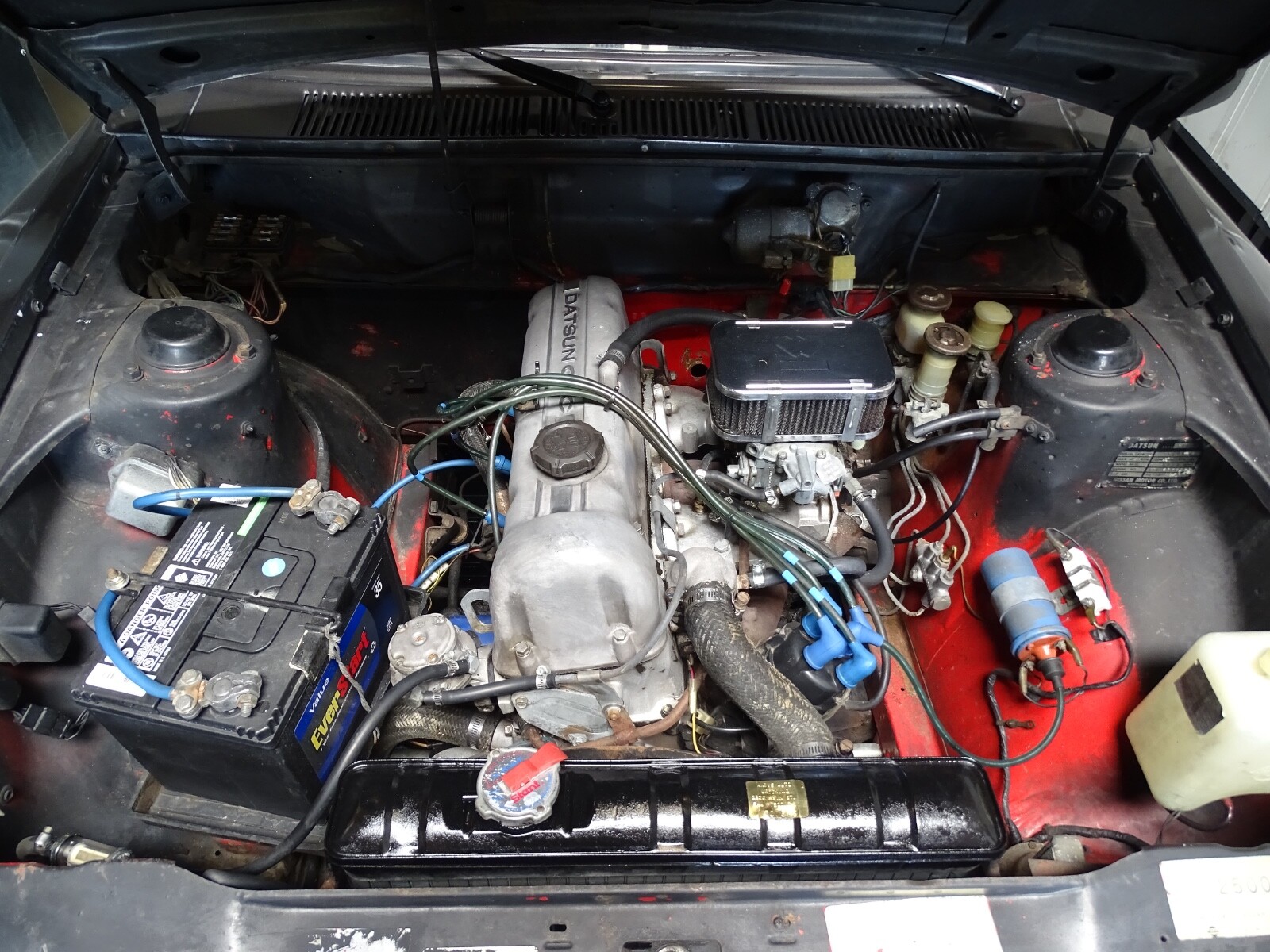 Datsun-510-1973-Coupe-21