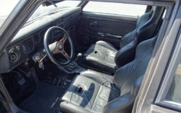 Datsun-510-1973-Coupe-8