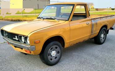 Datsun-620-1973-yellow-12