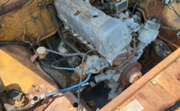 Datsun-620-1973-yellow-18