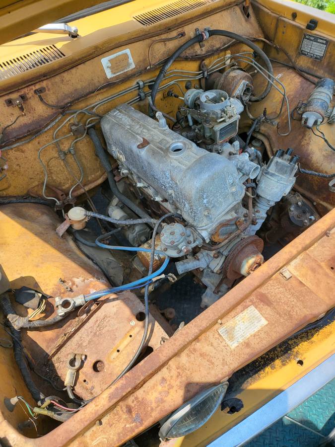 Datsun-620-1973-yellow-18
