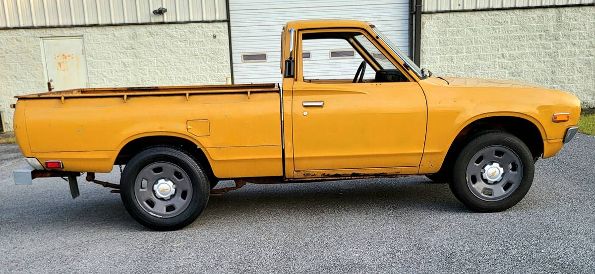 Datsun-620-1973-yellow-22
