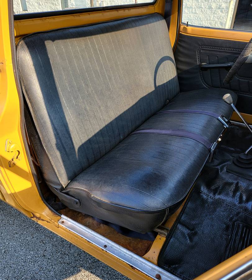 Datsun-620-1973-yellow-4