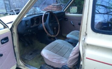 Datsun-620-king-cab-pick-up-truck-1978-custom-4