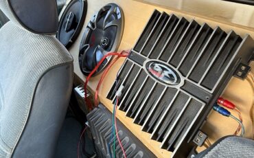 Datsun-720-1980-7