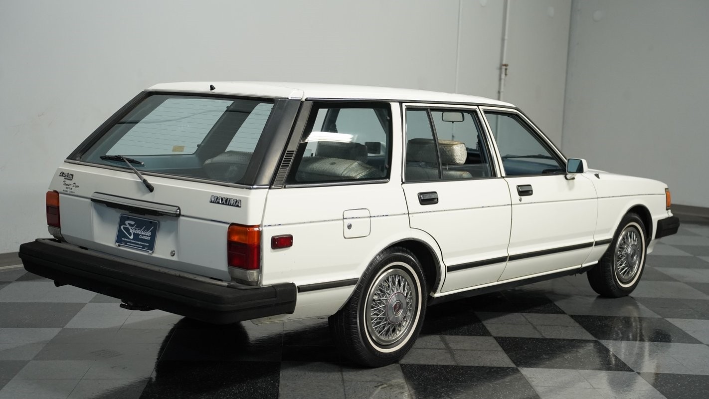 Datsun-Maxima-GL-1982-Station-Wagon-11