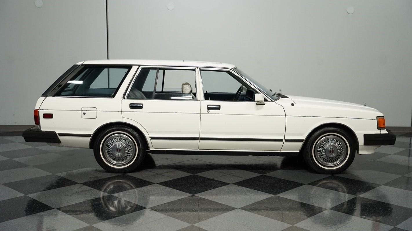 Datsun-Maxima-GL-1982-Station-Wagon-12