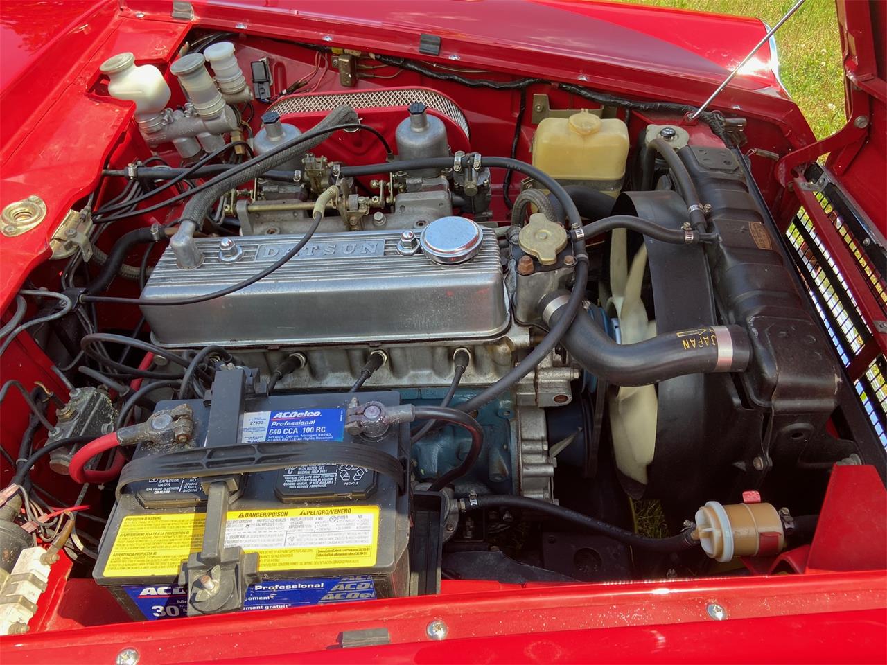 Datsun-Roadster-1968-Red-Tan-17