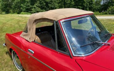 Datsun-Roadster-1968-Red-Tan-7