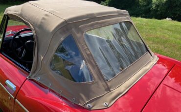 Datsun-Roadster-1968-Red-Tan-8