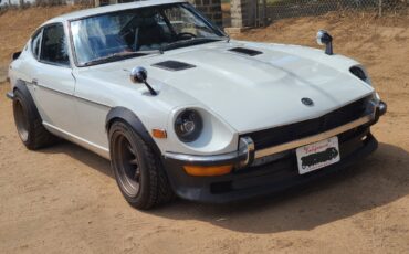 Datsun-Z-Series-1971-Coupe-2