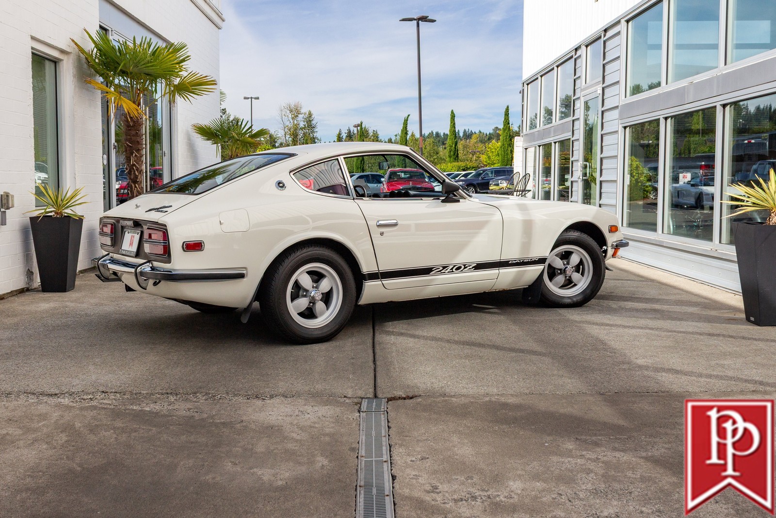 Datsun-Z-Series-1972-Coupe-11