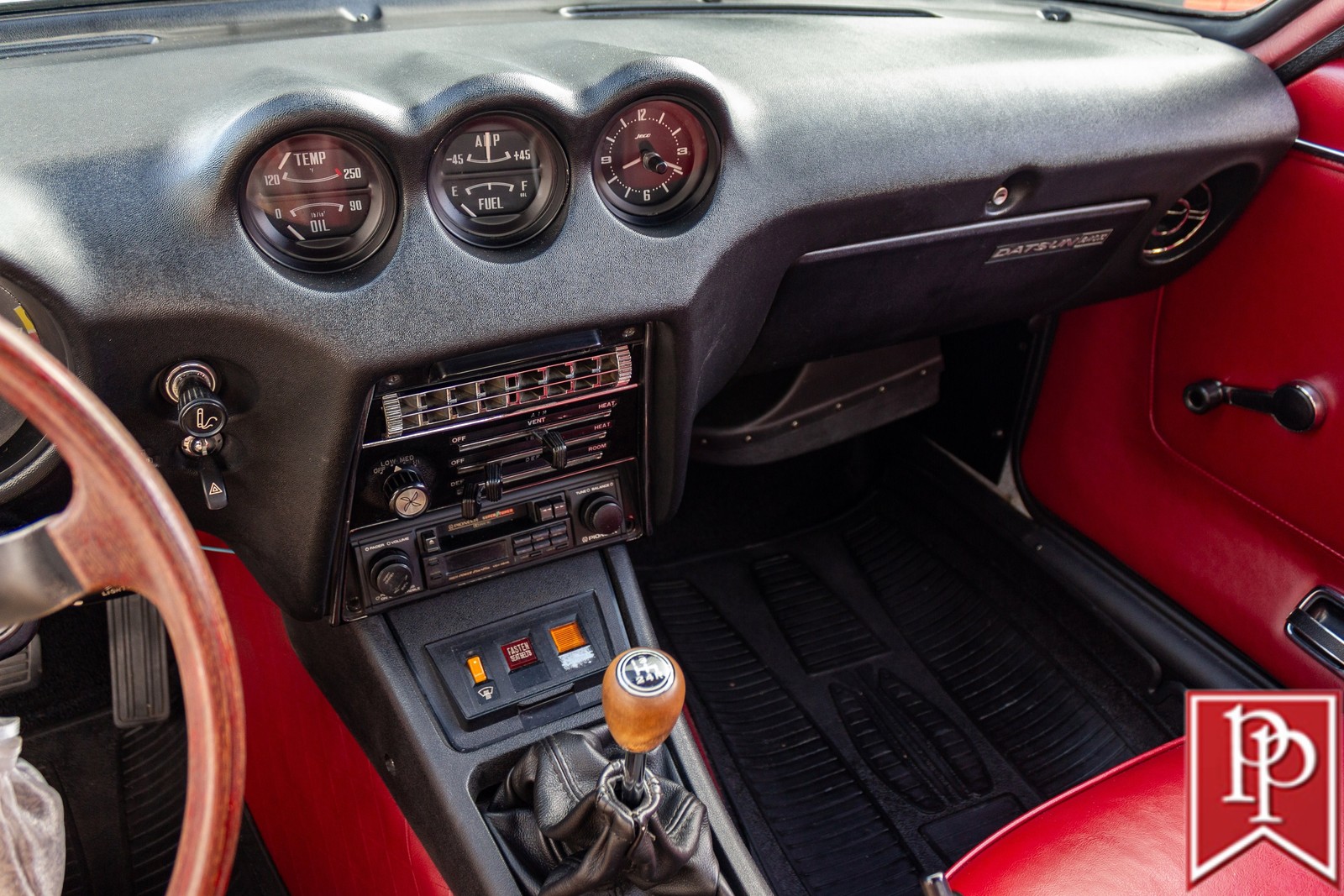 Datsun-Z-Series-1972-Coupe-18