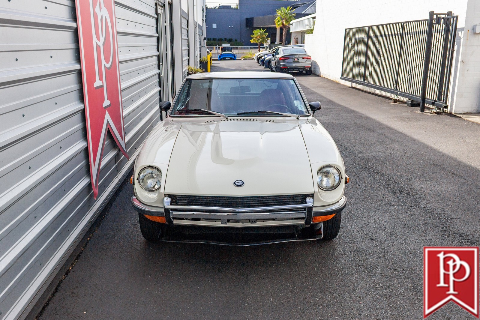 Datsun-Z-Series-1972-Coupe-34