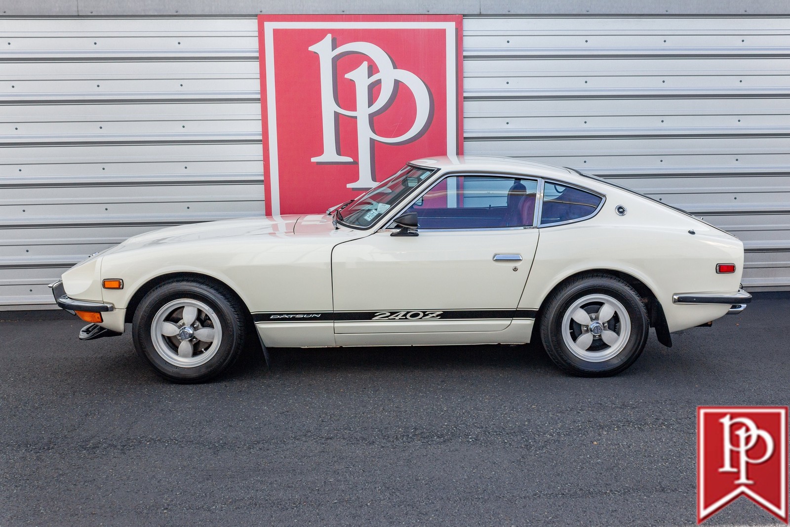 Datsun-Z-Series-1972-Coupe-36