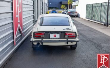 Datsun-Z-Series-1972-Coupe-38