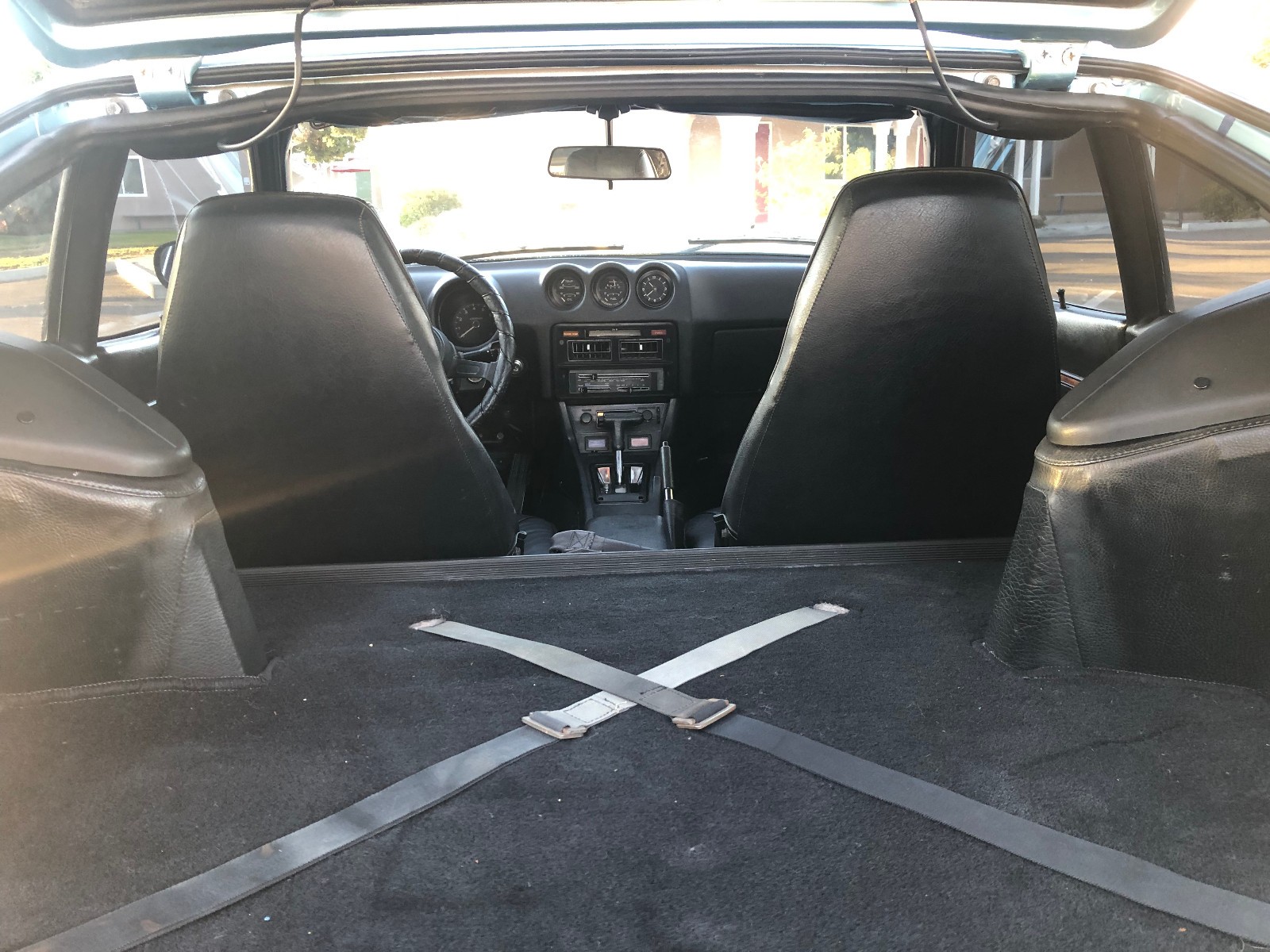 Datsun-Z-Series-1977-Coupe-2