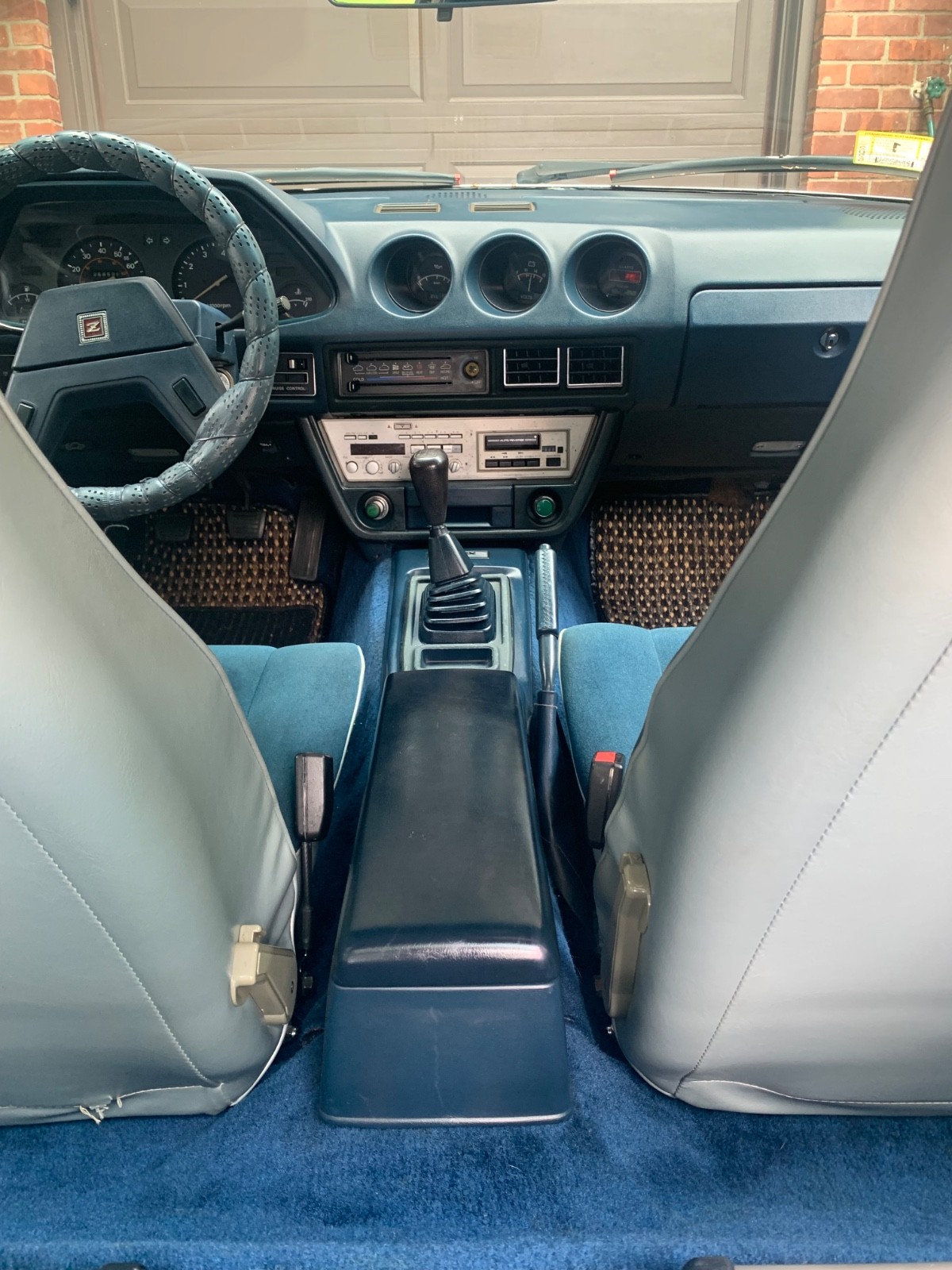 Datsun-Z-Series-1981-Hatchback-11
