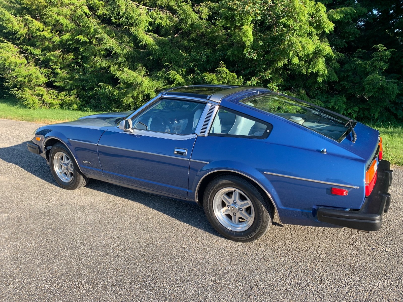 Datsun-Z-Series-1981-Hatchback-2