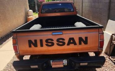 Datsun-pick-up-1983-orange-6