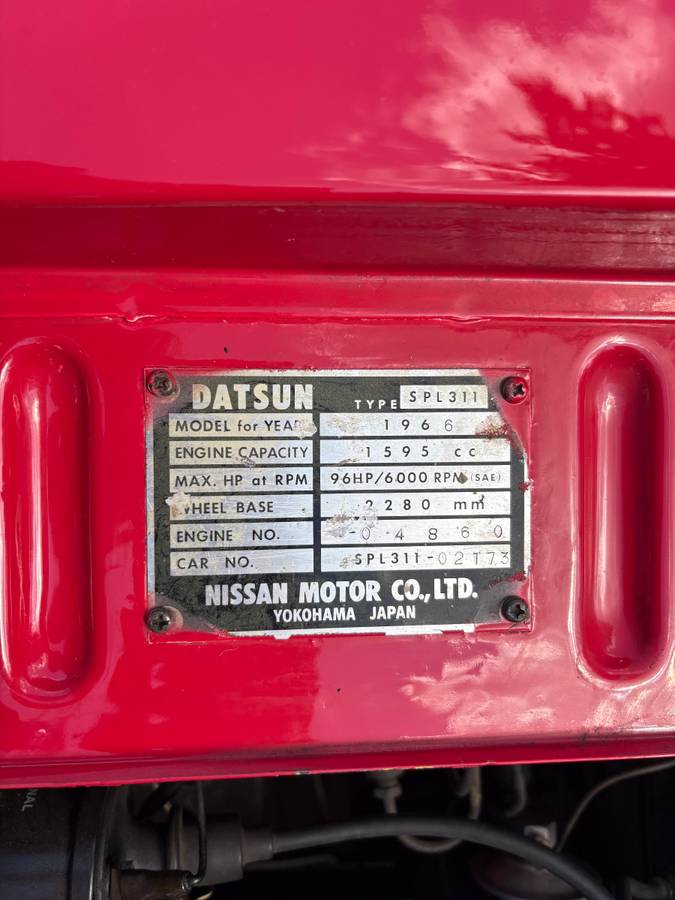 Datsun-spl311-roadster-1966-red-4
