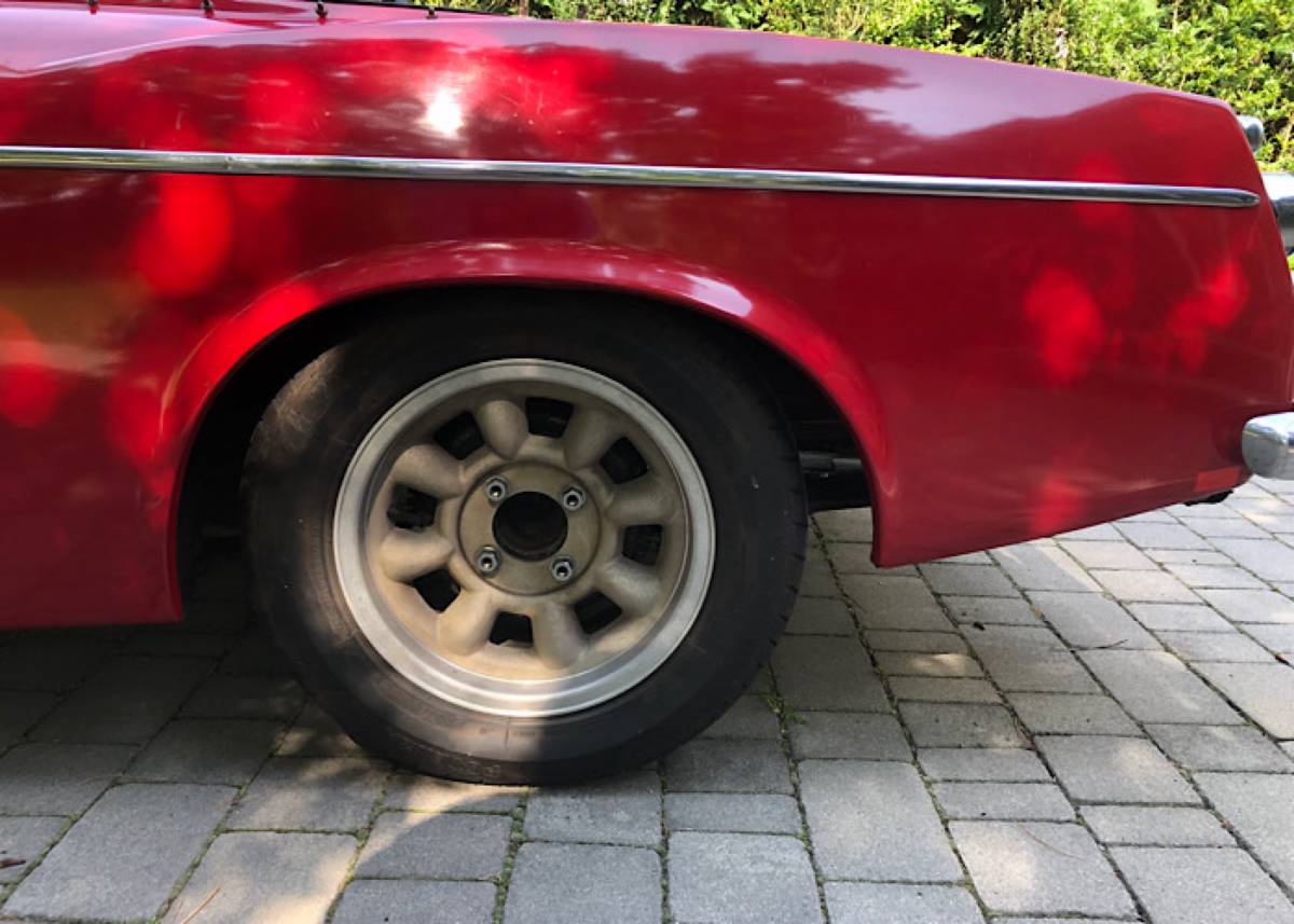 Datsun-sports-2000-roadster-comp-upgrades-1968-red-20