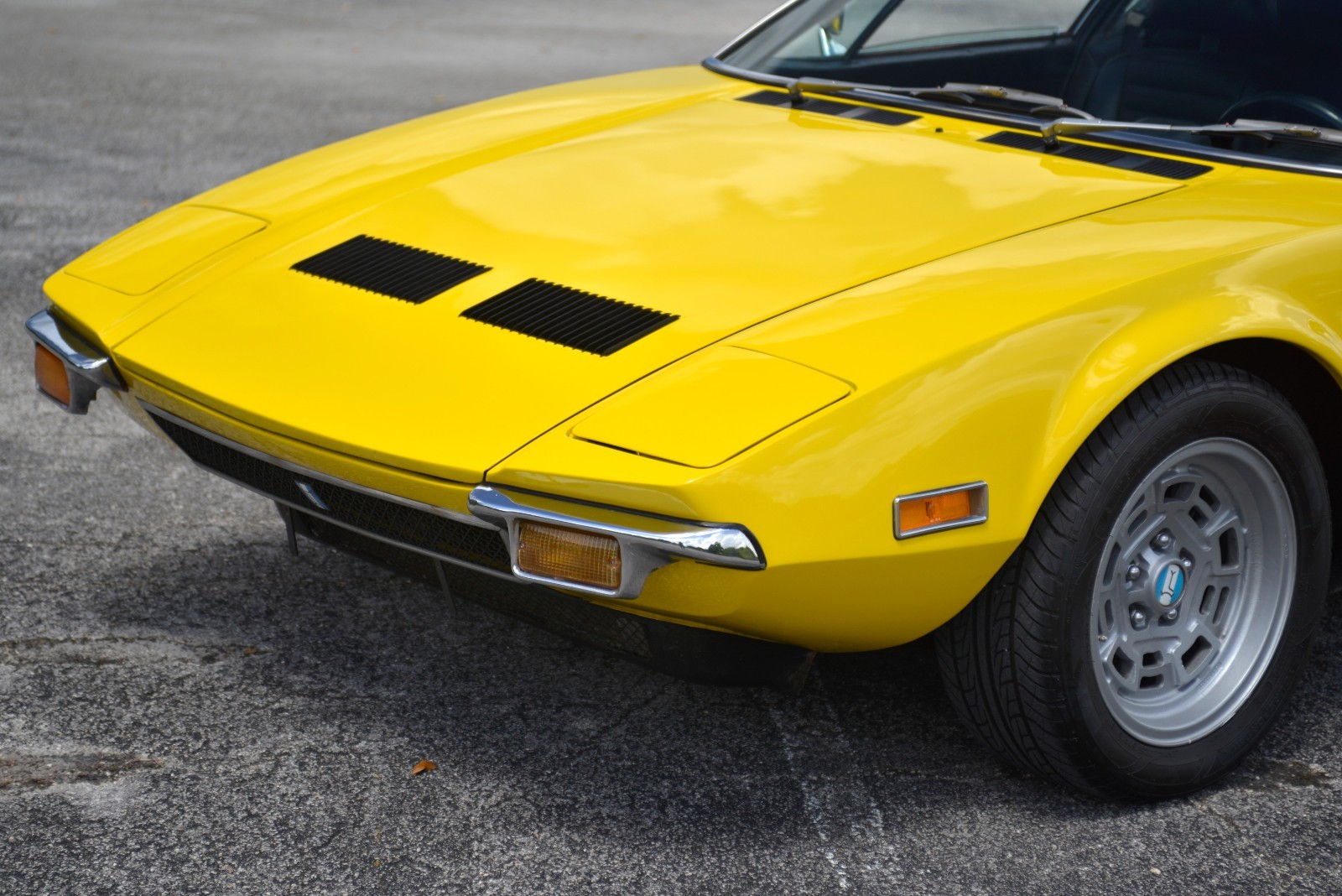 De-Tomaso-Pantera-1972-Coupe-1