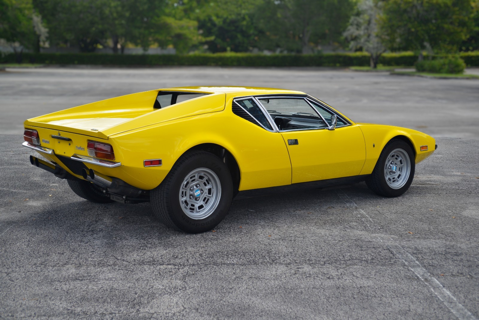 De-Tomaso-Pantera-1972-Coupe-10