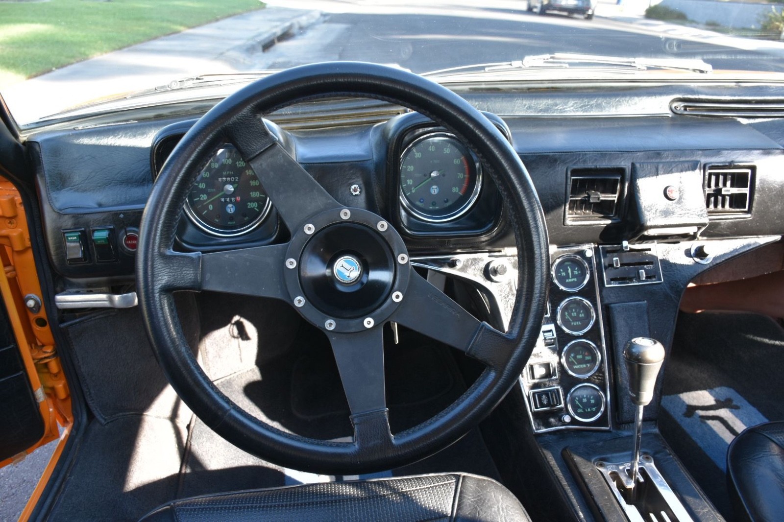 De-Tomaso-Pantera-1972-Coupe-2
