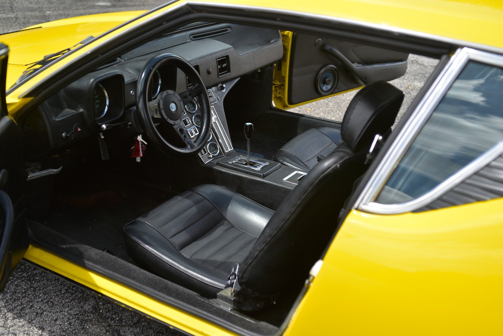De-Tomaso-Pantera-1972-Coupe-28