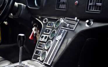 De-Tomaso-Pantera-1972-Coupe-29