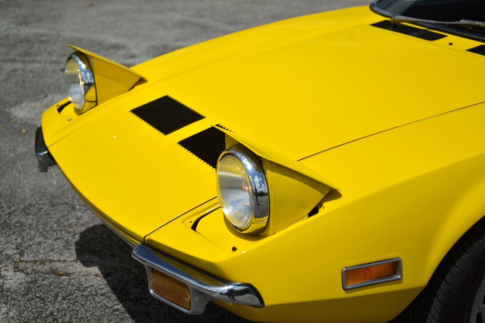 De-Tomaso-Pantera-1972-Coupe-32