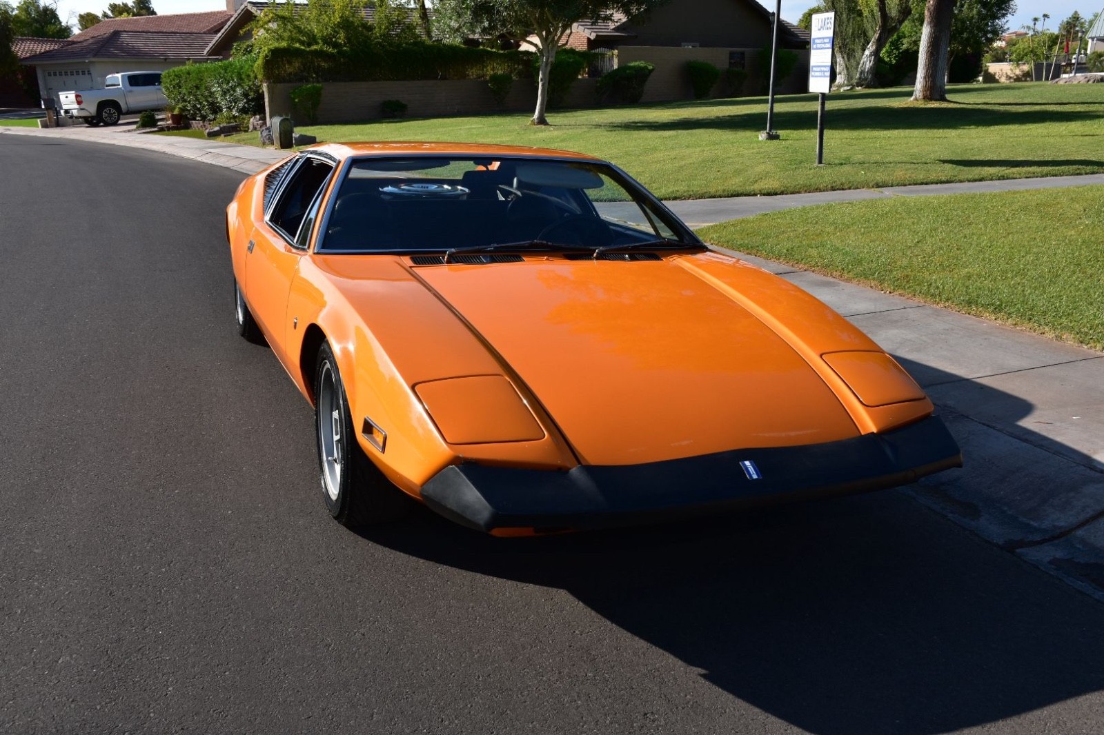 De-Tomaso-Pantera-1972-Coupe