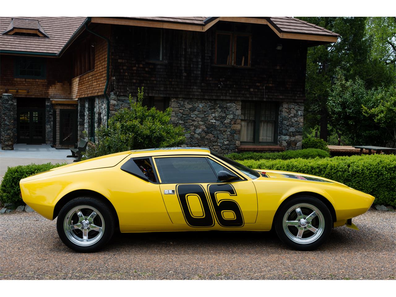 De-tomaso-Pantera-1971-Spa-Yellow-Black-5