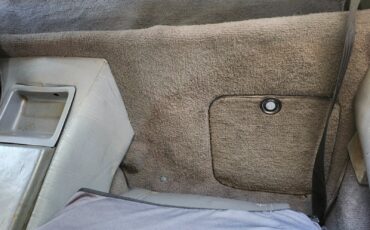 DeLorean-DMC12-1981-Coupe-14
