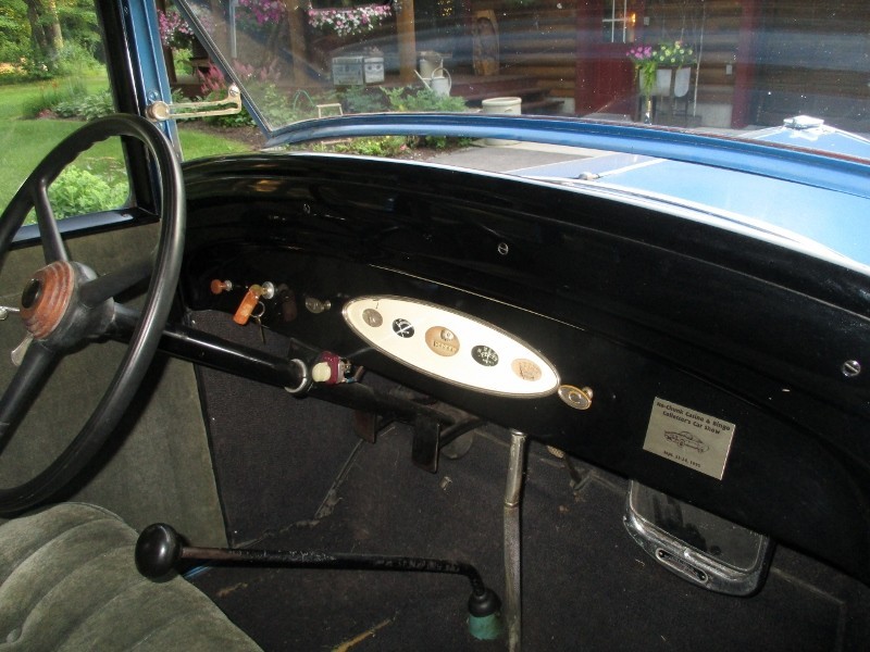 DeSoto-Sedan-1931-Sedan-15