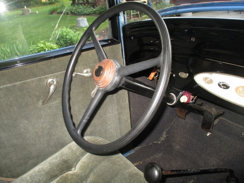 DeSoto-Sedan-1931-Sedan-16