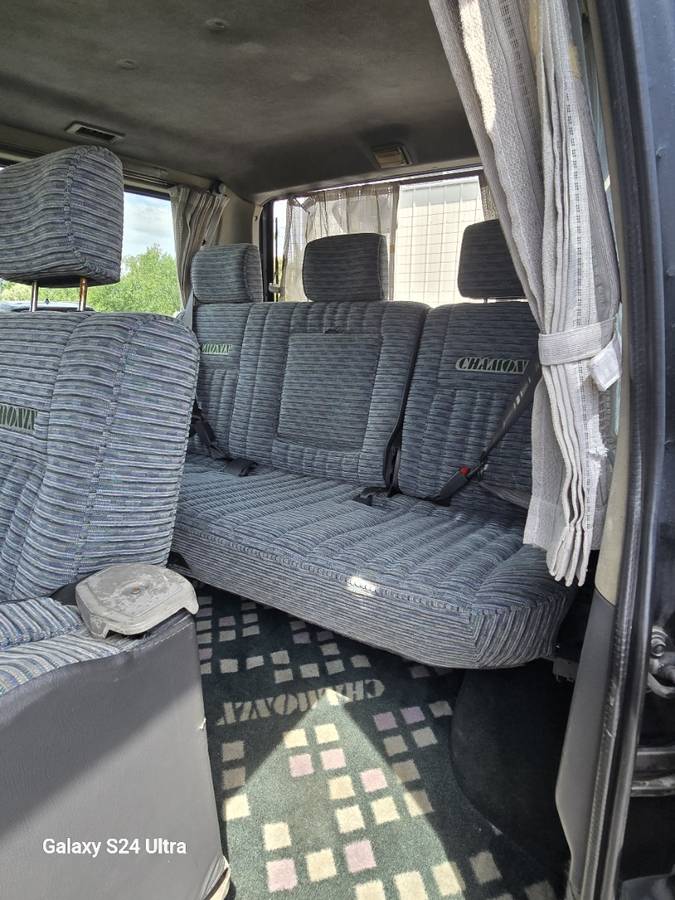 Delico-star-van-4x4-l300-diesel-1992-black-10