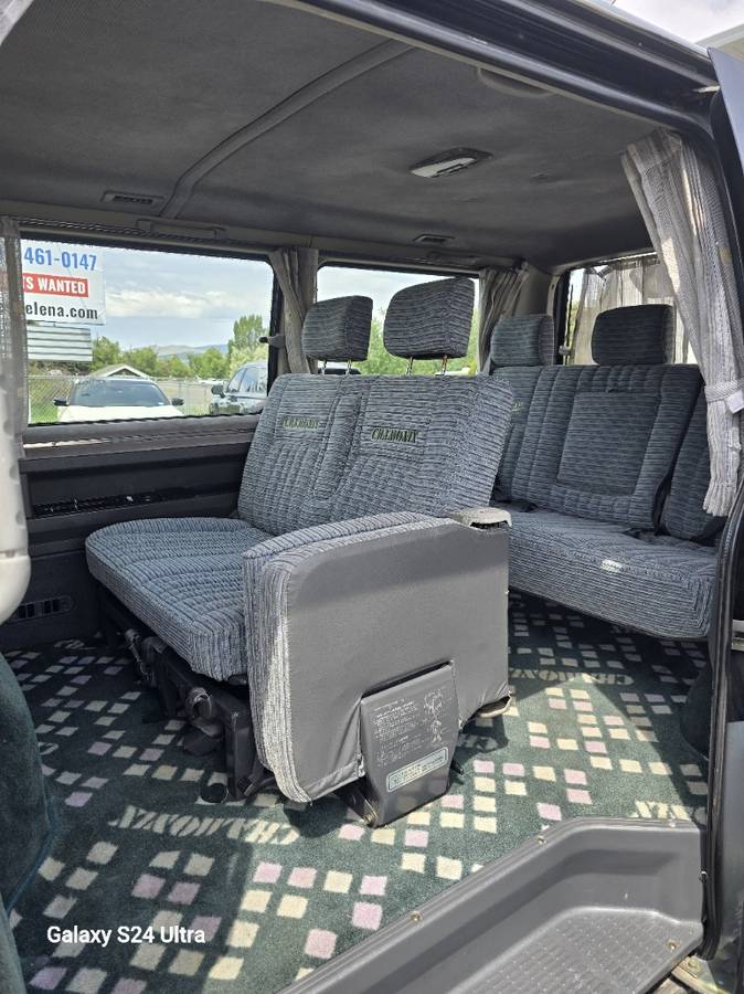 Delico-star-van-4x4-l300-diesel-1992-black-7