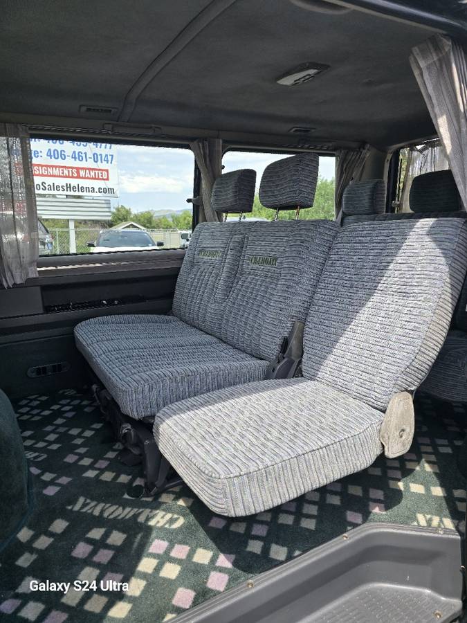 Delico-star-van-4x4-l300-diesel-1992-black-8