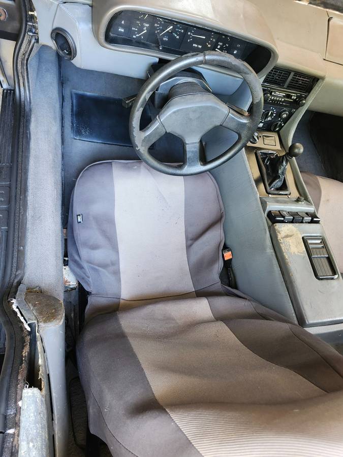 Delorean-dmc-12-1981-10